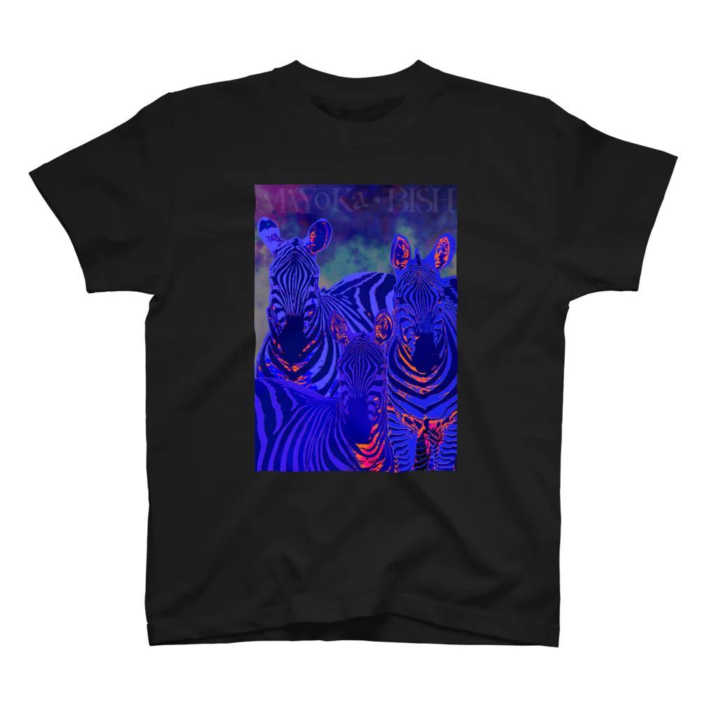 MiYoKa-BISHのBlue Zebra by MiYoKa-BISH Regular Fit T-Shirt