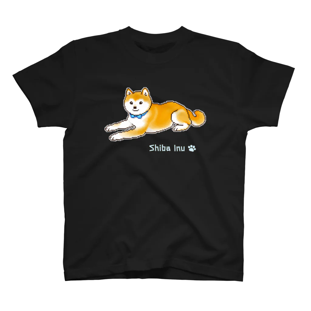 Shiba Inu Streetの水色の首輪をつけてゆったり座る柴犬のドット絵 スタンダードTシャツ