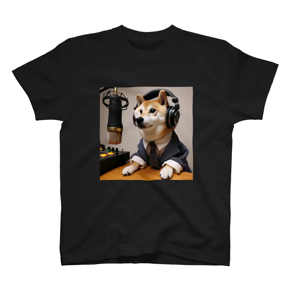 0416artの柴犬ラジオ Regular Fit T-Shirt