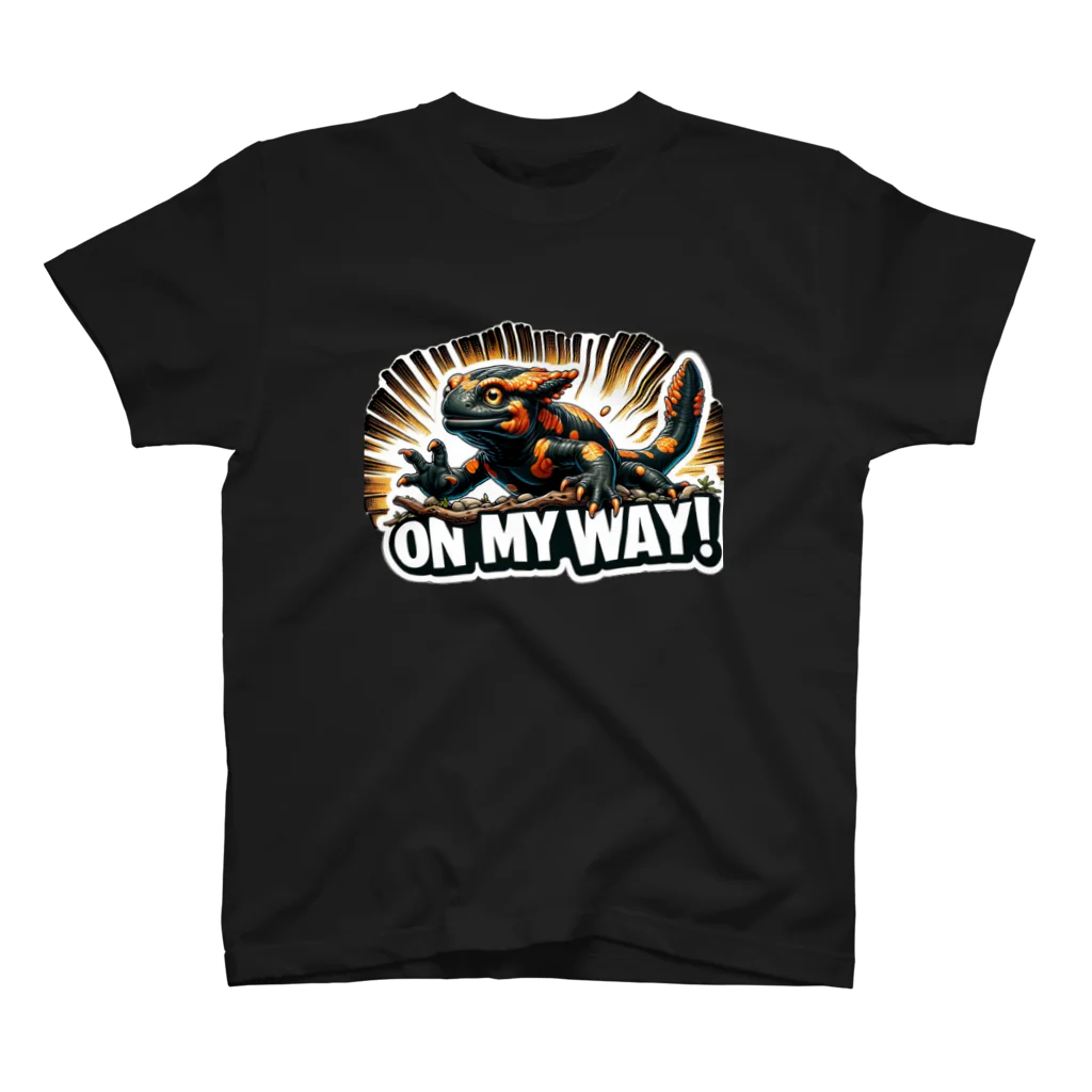 Baby_of_Gorillaのファイヤーサラマンダー”On My Way !” スタンダードTシャツ