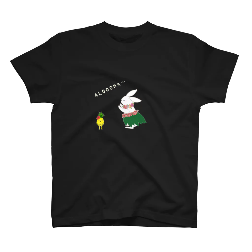 ハワイアンコレクションのウサギさんとパイナップル君 Regular Fit T-Shirt