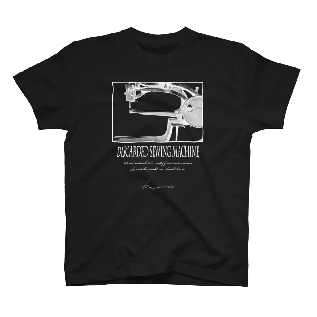 Kazumichi Otsubo's Souvenir departmentの棄てられたミシン ～ 反転BW Regular Fit T-Shirt