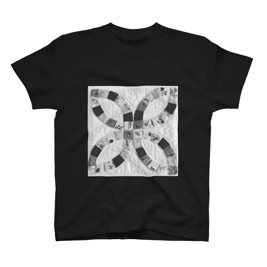 grandmaのダブルウェディングリング(モノクロ) Regular Fit T-Shirt