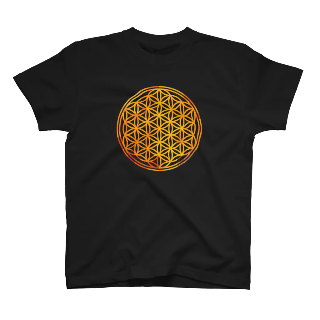 神聖幾何学屋のオレンジサファイア Regular Fit T-Shirt