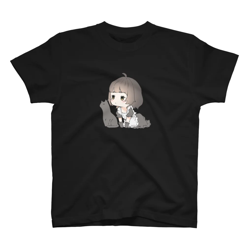 メイドさんと動物たちのメイドさんと黒猫 Regular Fit T-Shirt