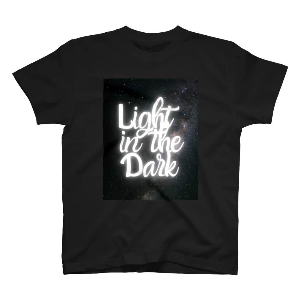 Light in the darkのLight in the dark Regular Fit T-Shirt