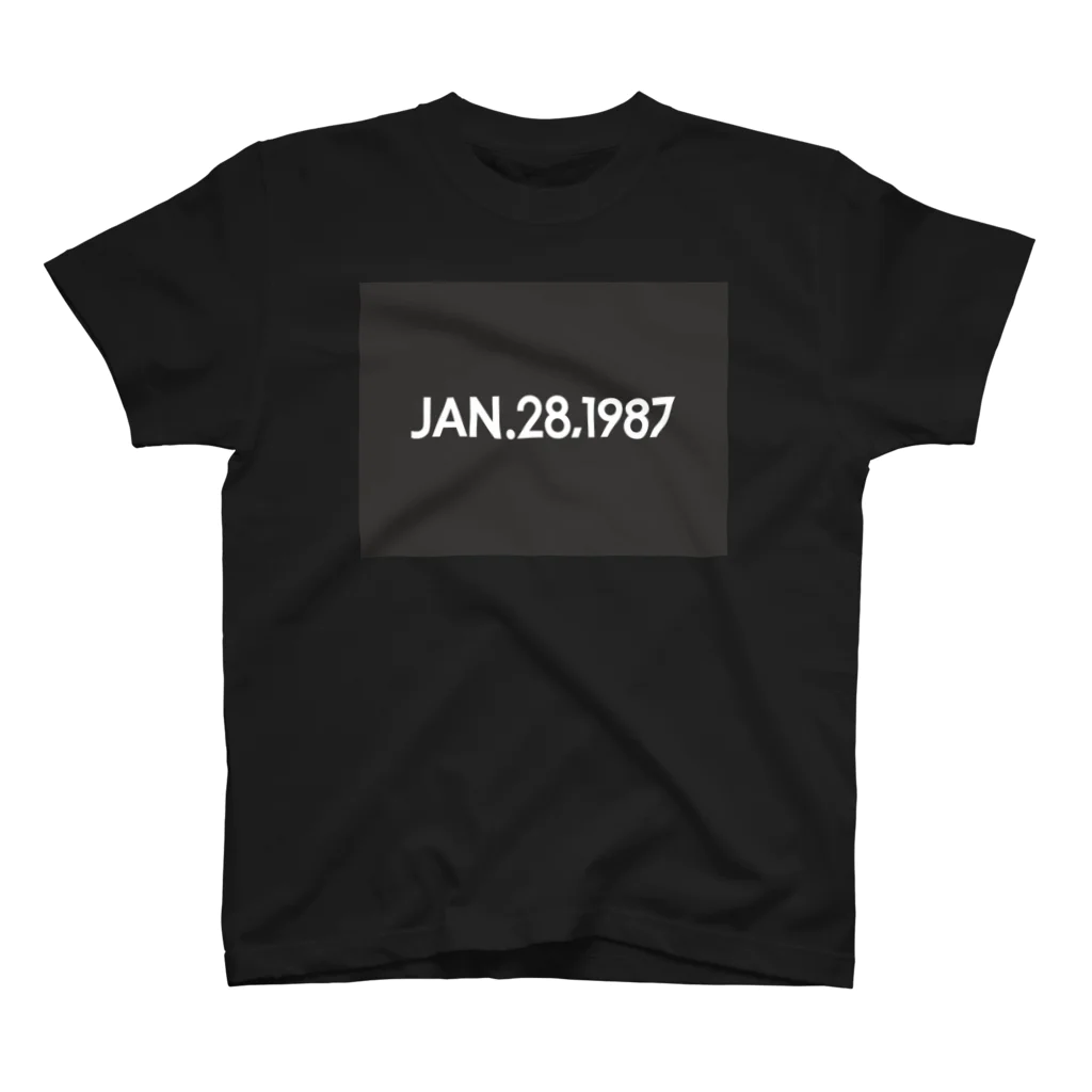 YUMI ADACHI CONTEMPORARYのJAN.28,1987 スタンダードTシャツ