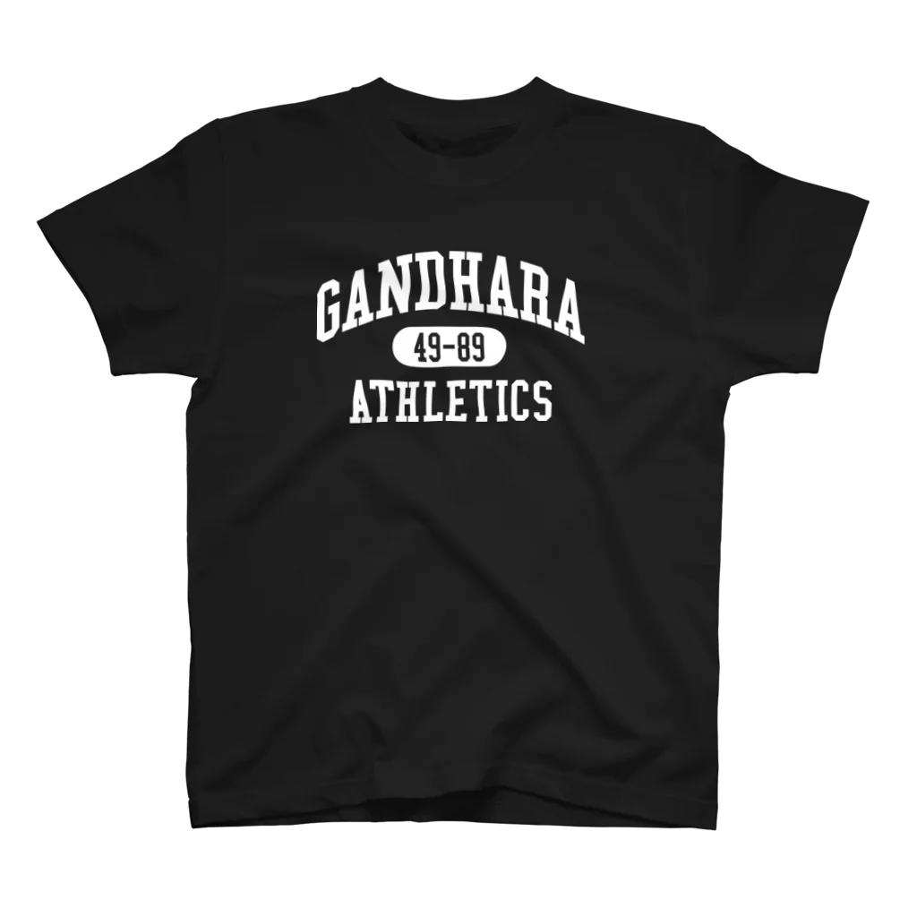 【SEVA】 （雲黒斎 公式ショップ ）のGANDHARA ATHLETICS （ホワイト プリント バージョン） スタンダードTシャツ