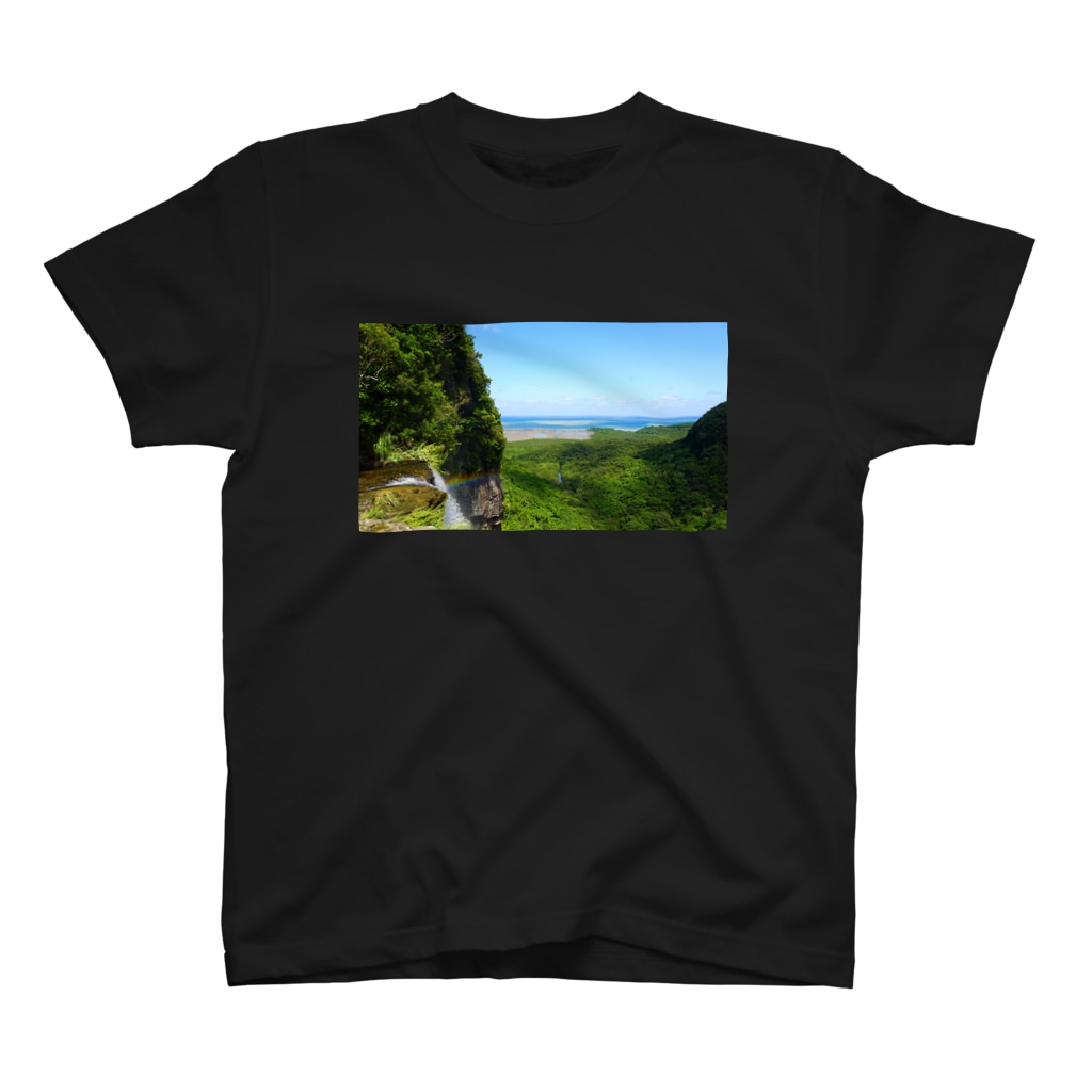 直翅類.jpの西表島　ピナイサーラの滝 Regular Fit T-Shirt