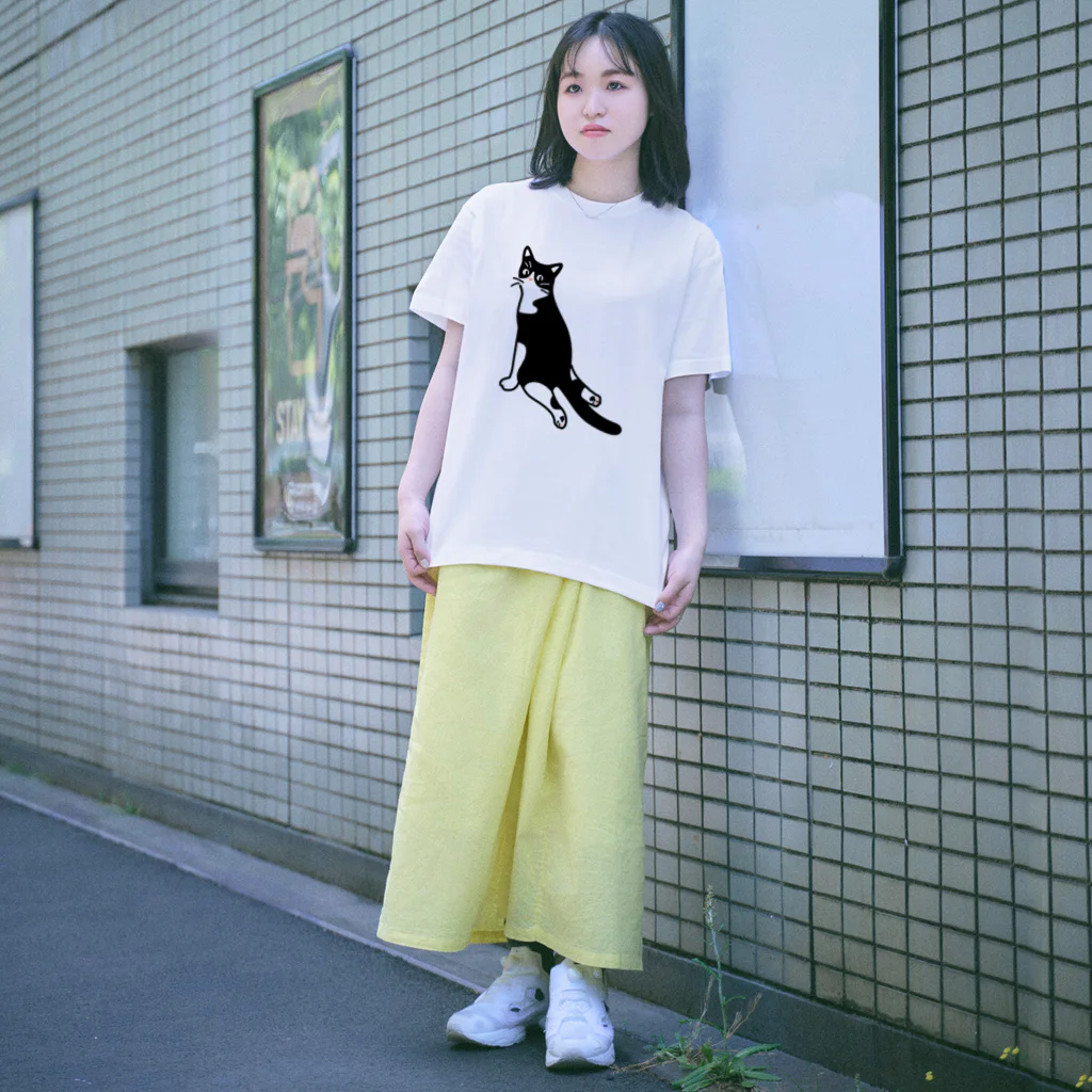 ハチワレ猫　ハチのお店のハチワレ猫　ハチ Big 正面 ver. Regular Fit T-Shirt