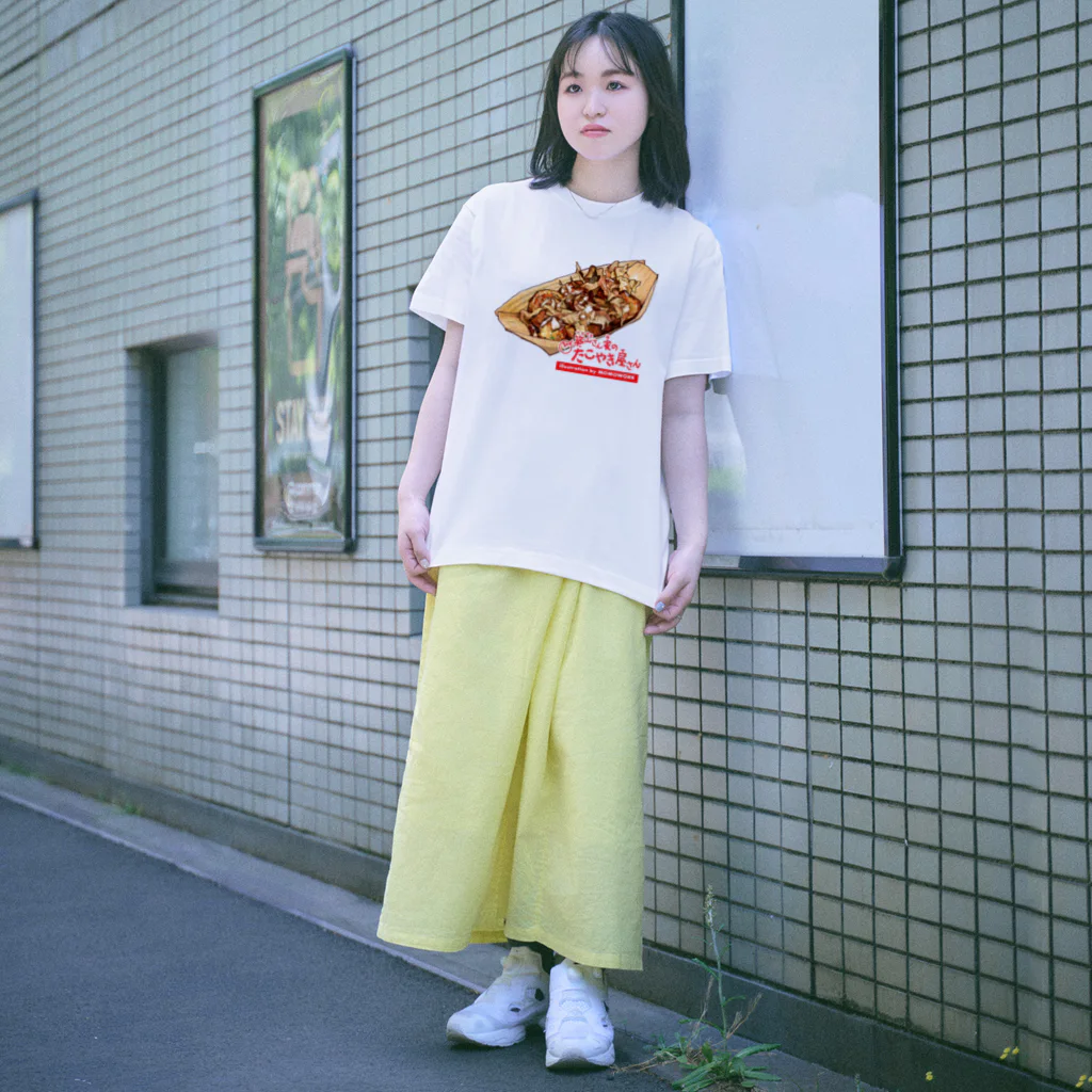 MOMOWORKの築山さん家のたこやき屋さんコラボ_A Regular Fit T-Shirt