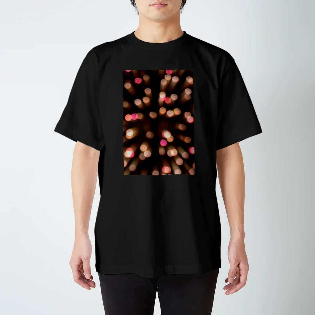 一瞬の花火のドットと花火 スタンダードTシャツ