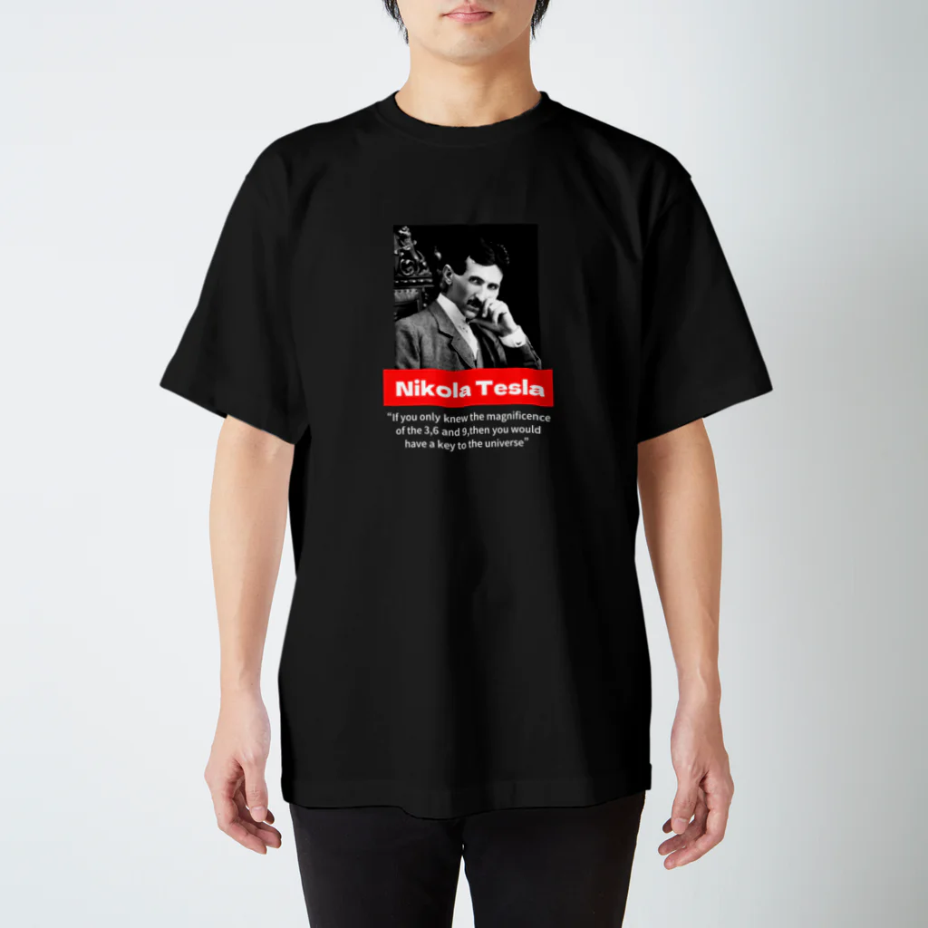 Mystery World Center（ミステリーワールドセンター）のニコラテスラ② Regular Fit T-Shirt