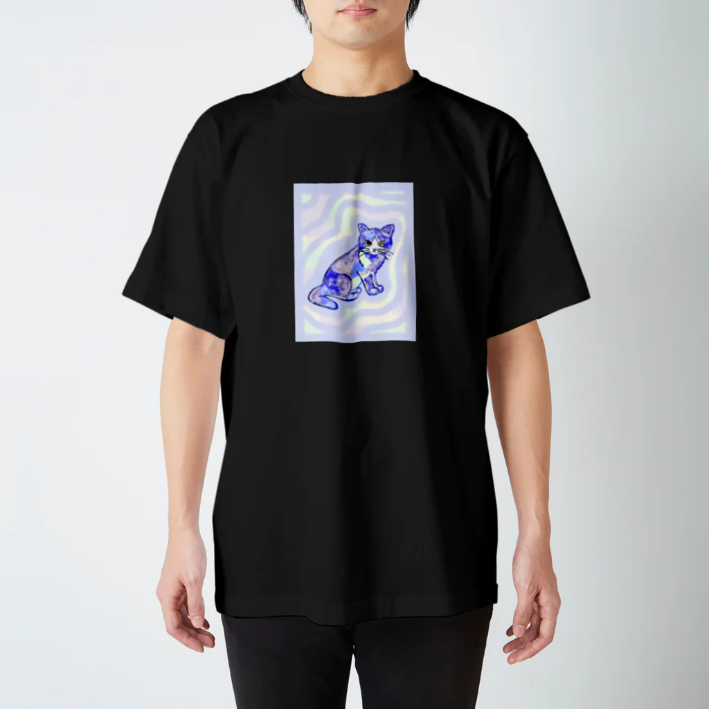 キイロイオハナのハチワレ猫　(水彩画:ブルー) スタンダードTシャツ