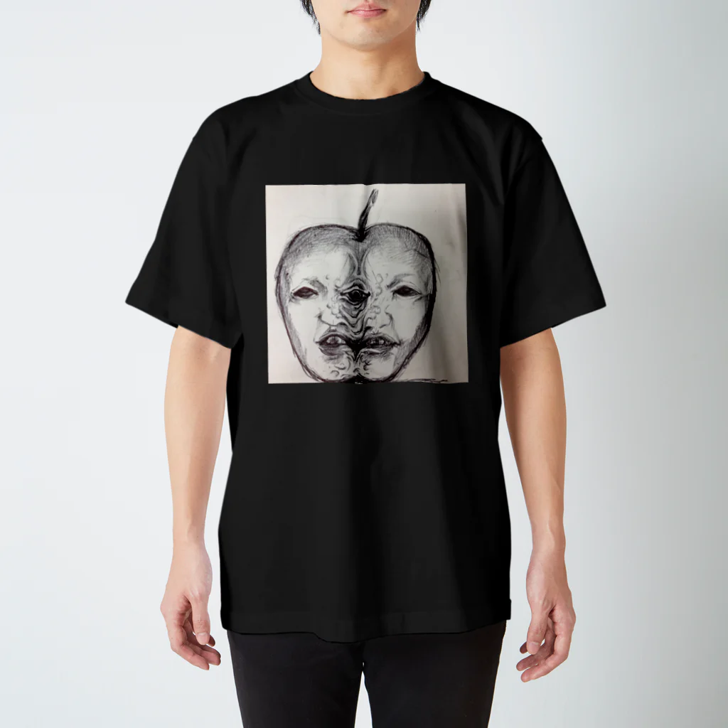 YAYOIの林檎 Regular Fit T-Shirt