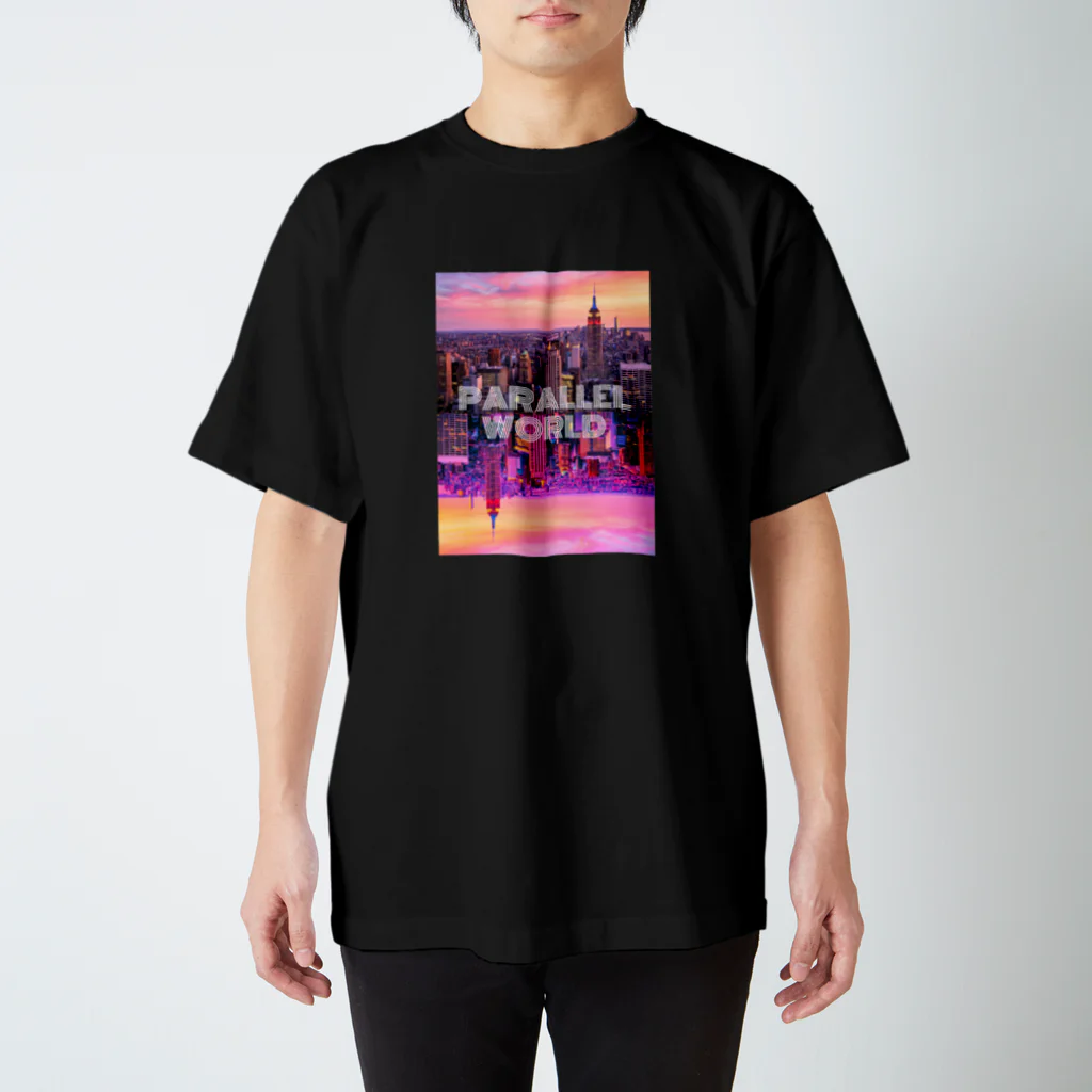 Mystery World Center（ミステリーワールドセンター）のパラレルワールド Regular Fit T-Shirt