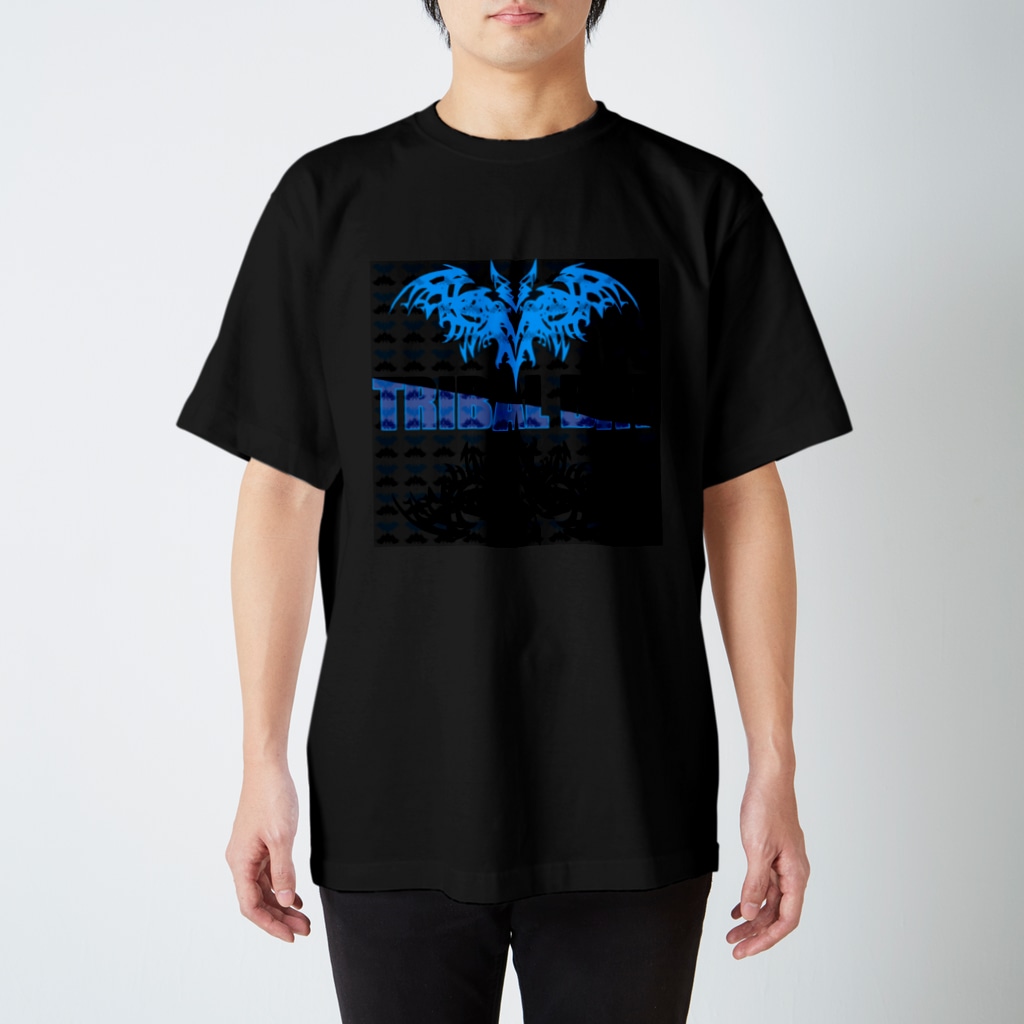 Ａ’ｚｗｏｒｋＳのTRIBAL☆BAT MIRROR BLU&BLK Regular Fit T-Shirt