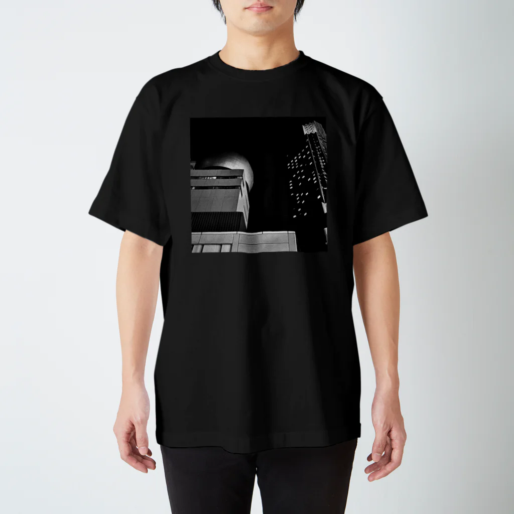 Studio airplants Secret by SUZURIのThe GIGWORK by Airpooh M#34 Regular Fit T-Shirt