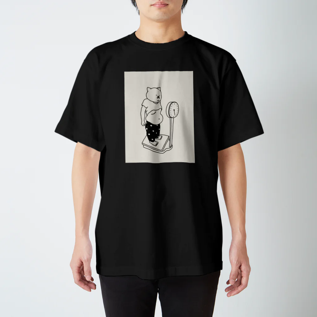 YUICHI design shopの体重測定ねこ Regular Fit T-Shirt