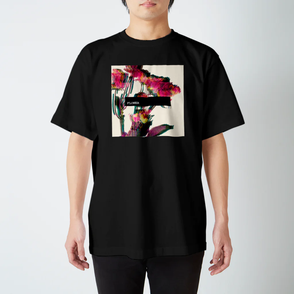 AXELのエモグリッチフラワー Regular Fit T-Shirt