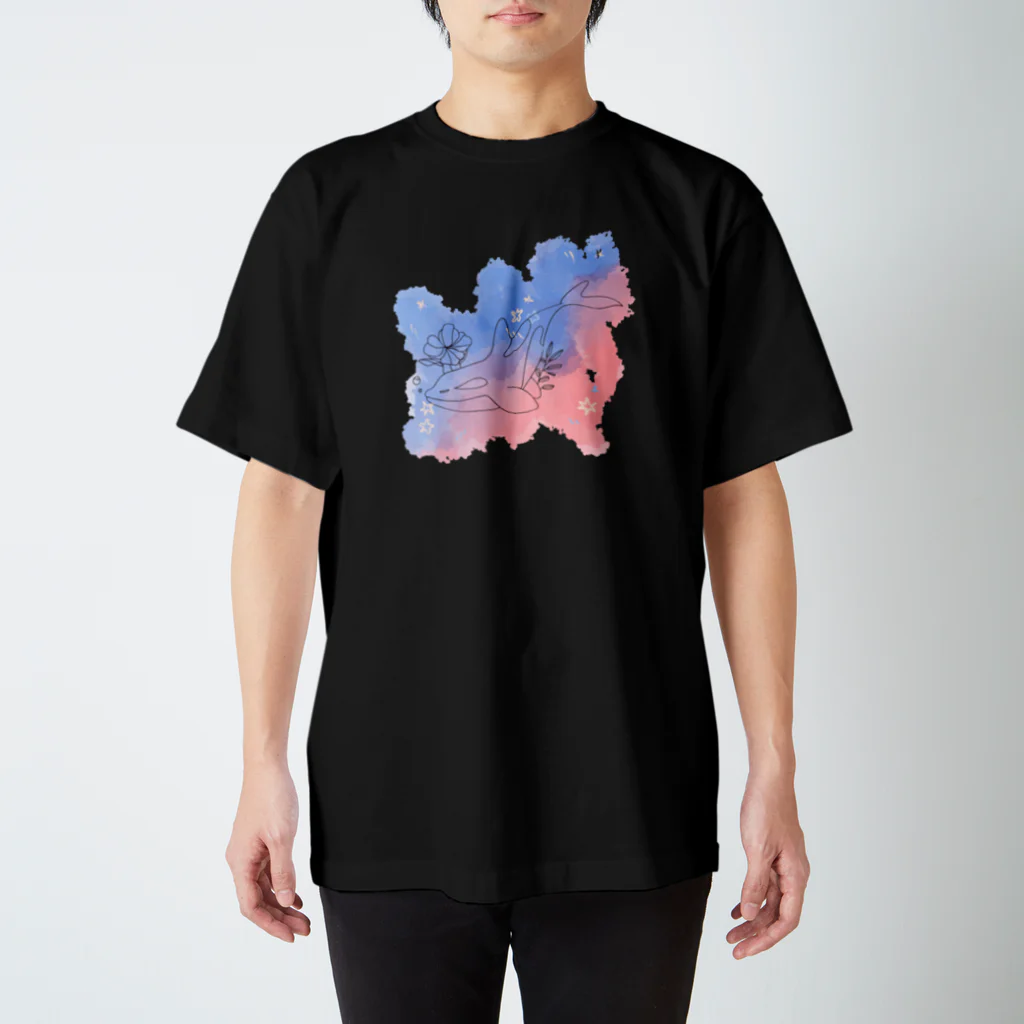 RabbitHouseの放浪シャチ Regular Fit T-Shirt