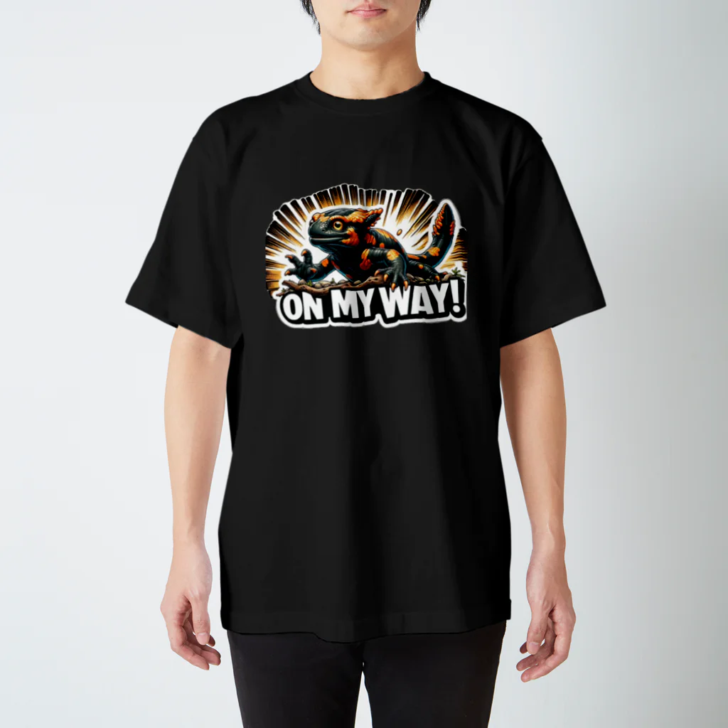 Baby_of_Gorillaのファイヤーサラマンダー”On My Way !” Regular Fit T-Shirt