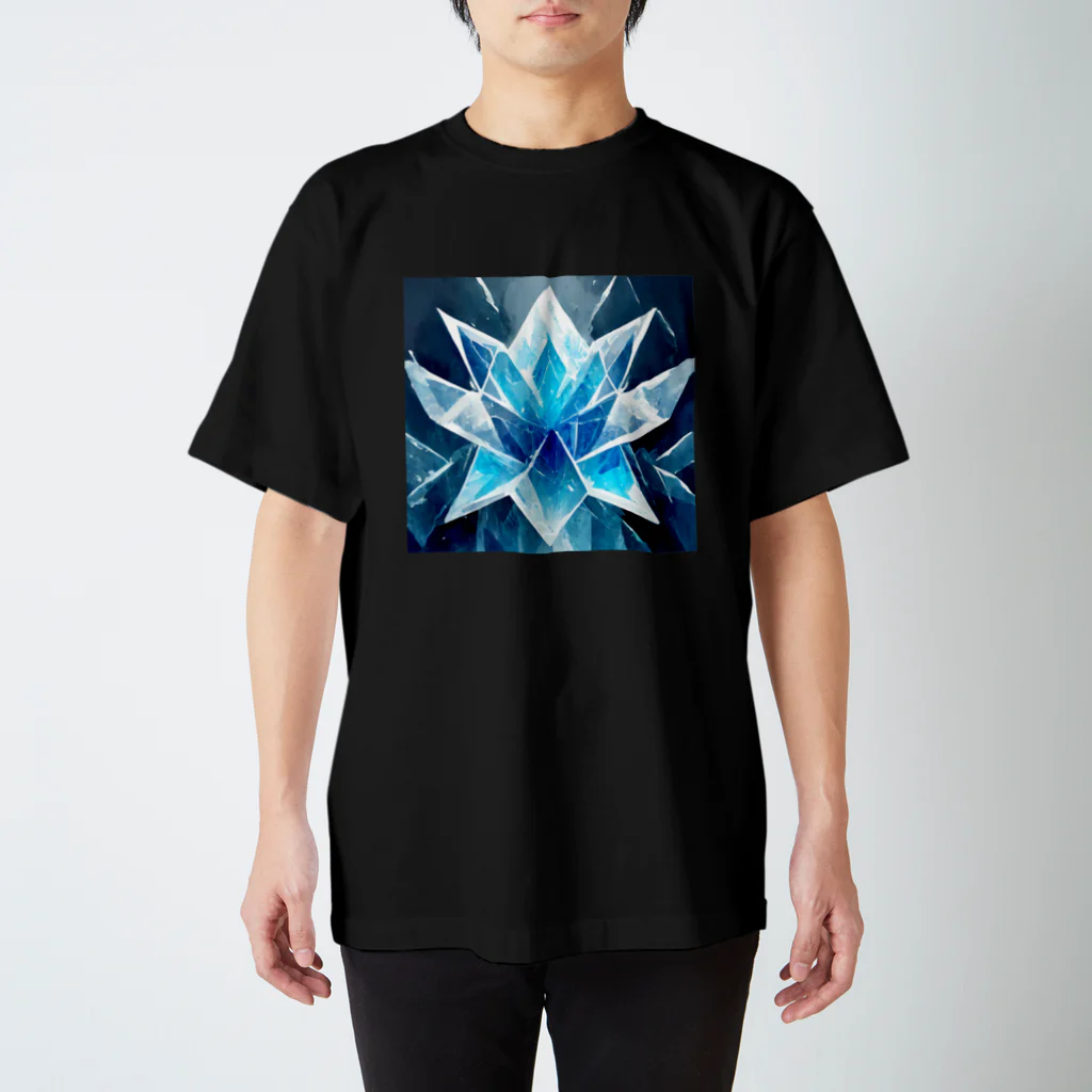 のんびりアート工房の氷のクリスタル Regular Fit T-Shirt