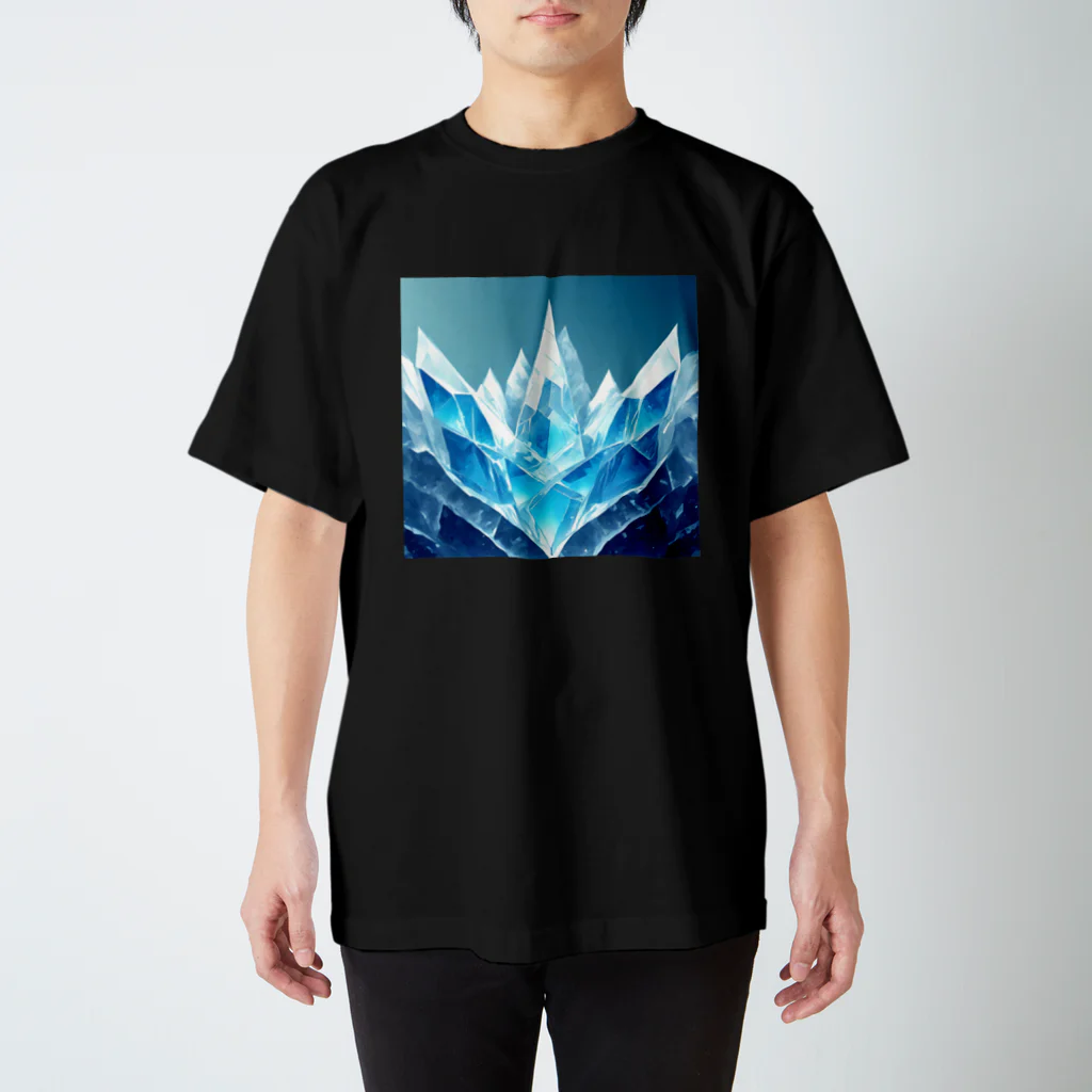 のんびりアート工房の氷のクリスタル Regular Fit T-Shirt