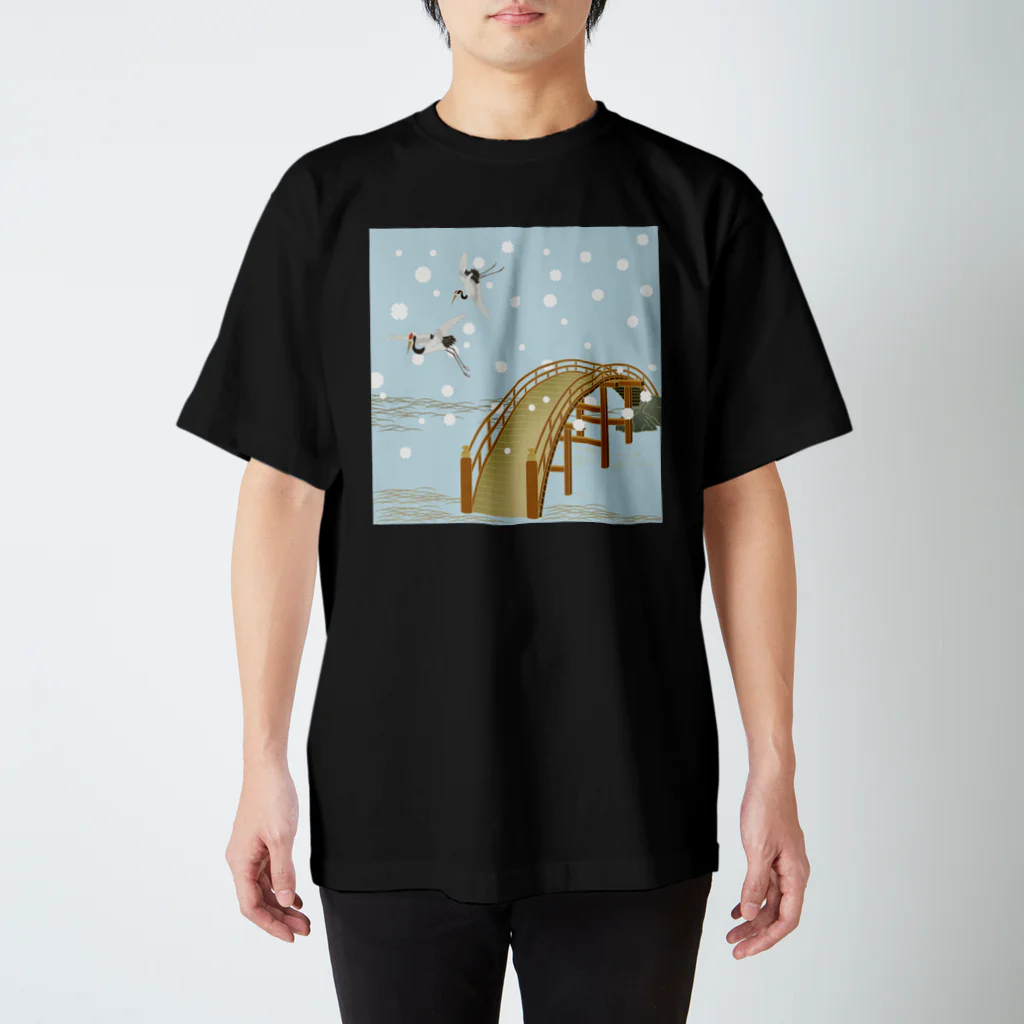 Musashi和柄Shop 【Japanese pattern】の鶴と雪Tシャツ スタンダードTシャツ