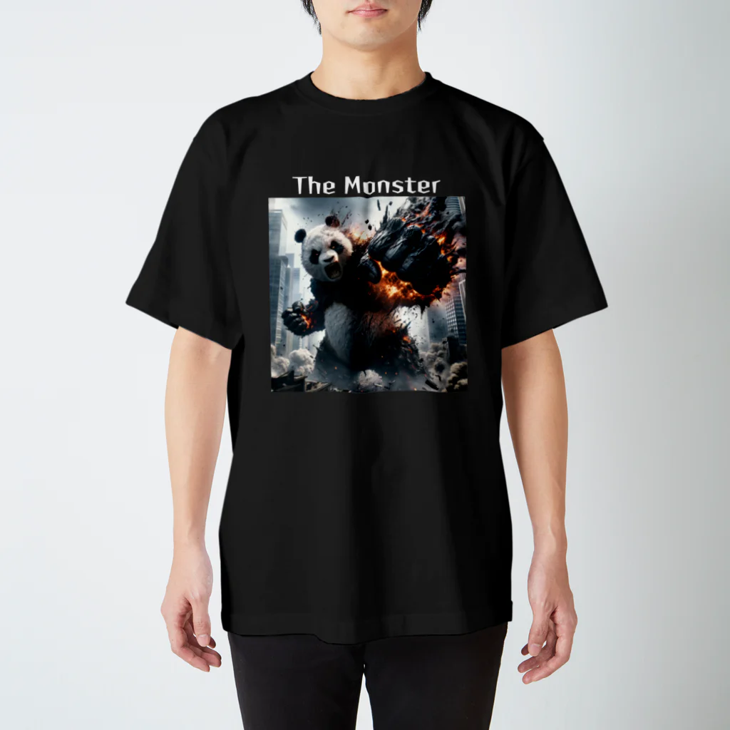 Monster PanicのMonsterパンダ Regular Fit T-Shirt