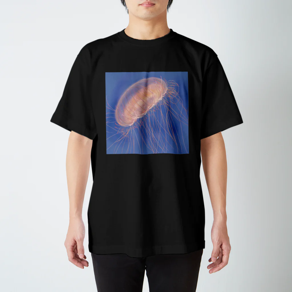 ゆらゆらくらげのハナガサクラゲ Regular Fit T-Shirt