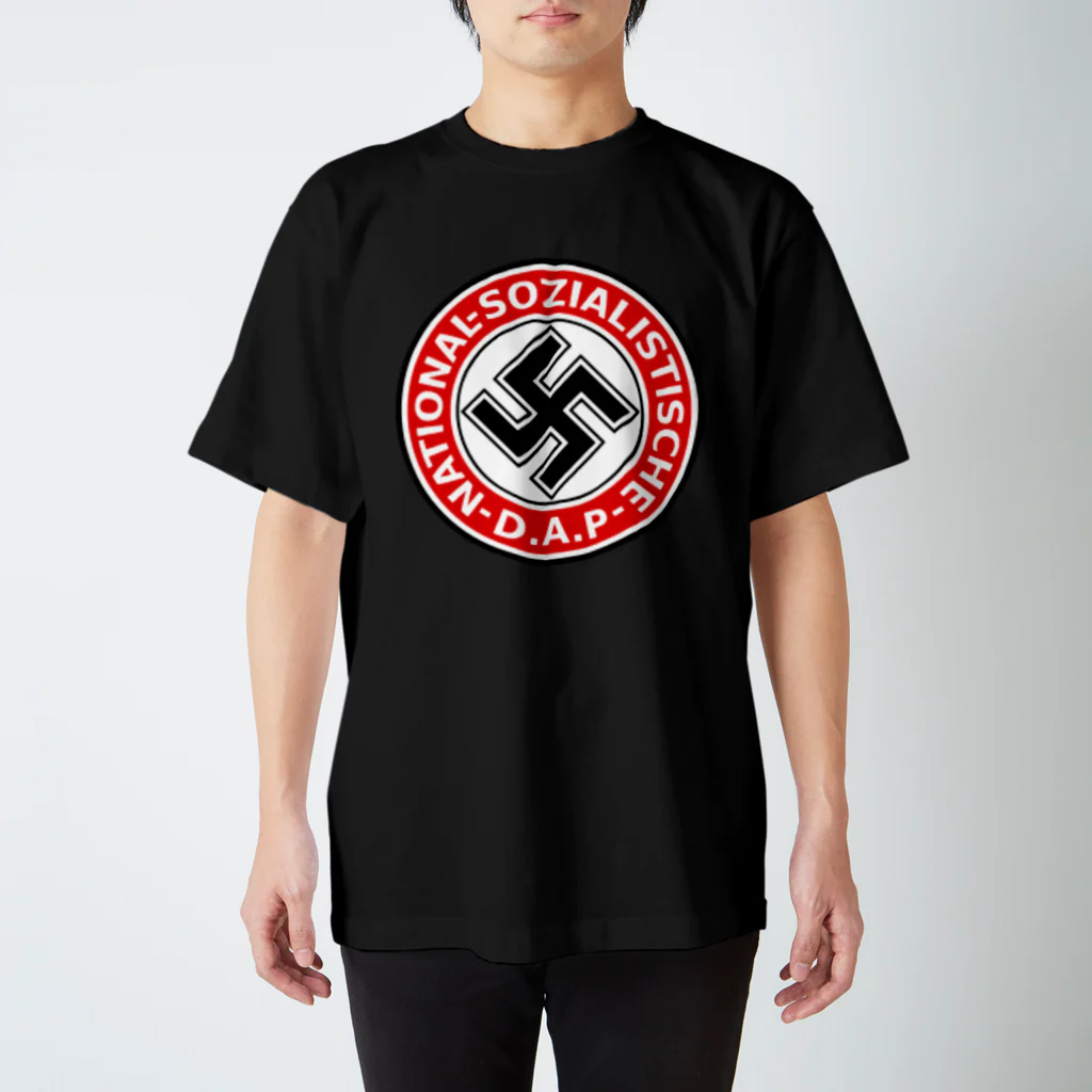 ヨシアスss武装親衛隊大将(ナチ党員幹部)のドイツくん Regular Fit T-Shirt