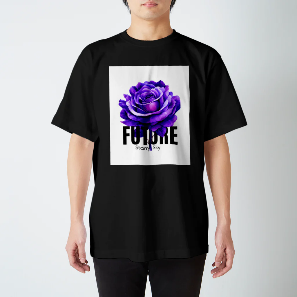 Future Starry Skyの紫色の薔薇 Regular Fit T-Shirt