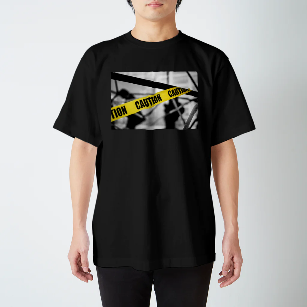 Kohei IwataのCaution スタンダードTシャツ
