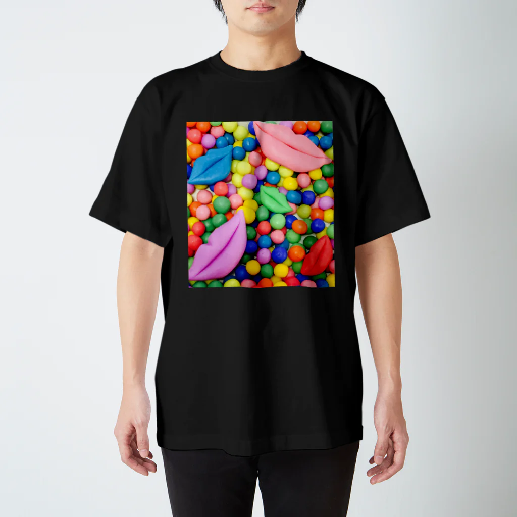 まるこのvivid lip Regular Fit T-Shirt