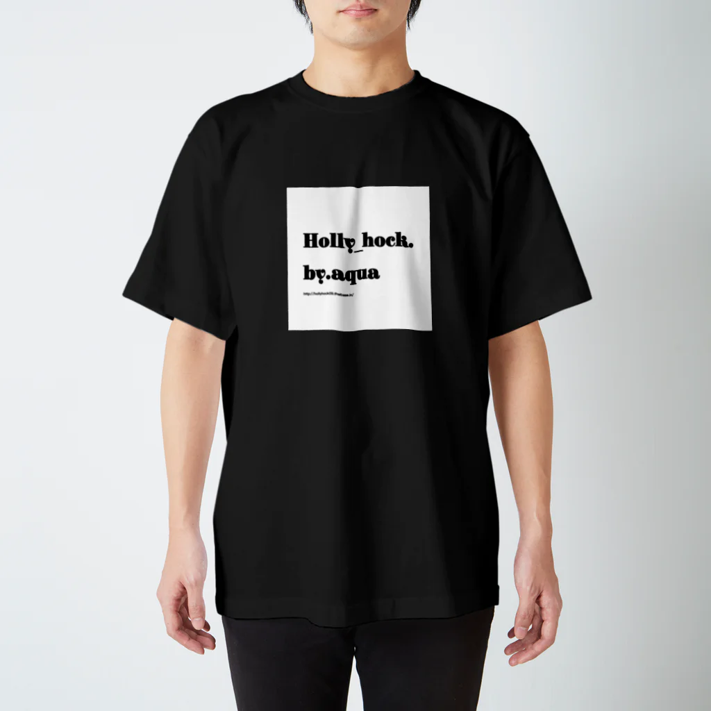 Holly_hock. by.aquaのHolly_hock. by.aquaロゴTシャツ  ブラック Regular Fit T-Shirt