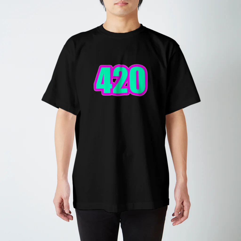 U-47700の420 スタンダードTシャツ