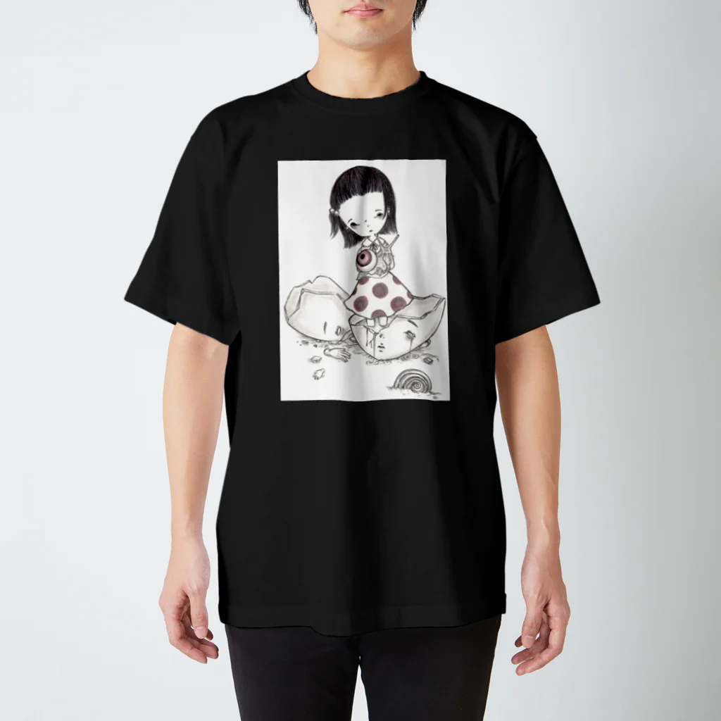 ねんねん虫の抜け殻 Regular Fit T-Shirt