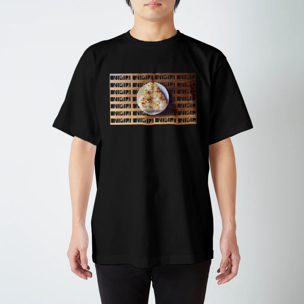 ItunoMANIMANIのおにぎり スタンダードTシャツ