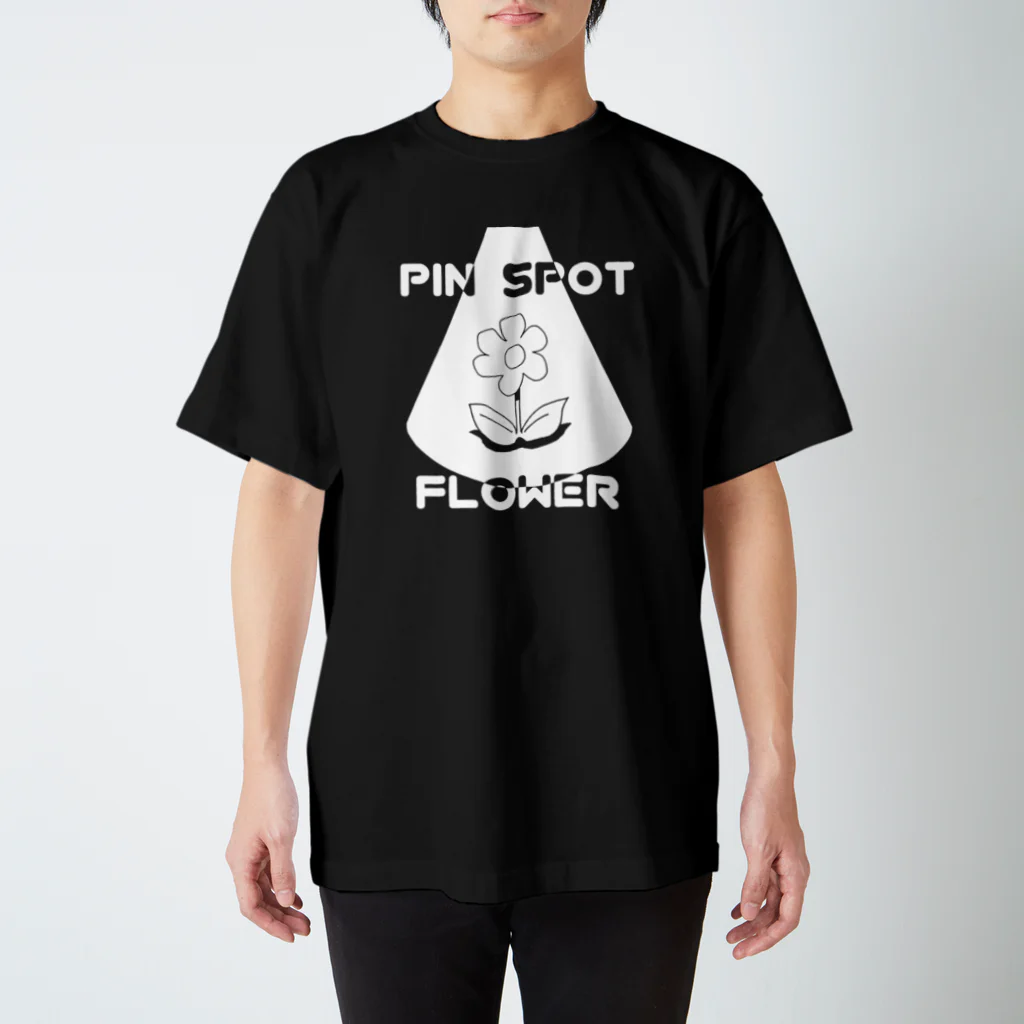ひなっちのピンスポフラワー Regular Fit T-Shirt