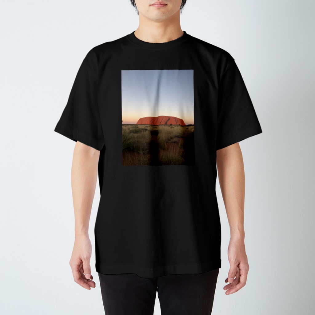 Eddieのエアーズロック Regular Fit T-Shirt