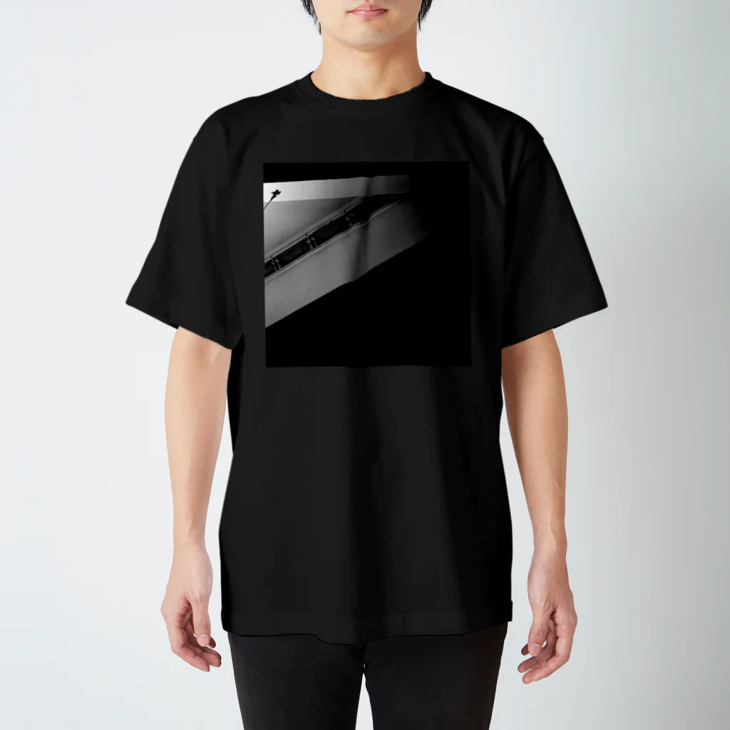 ELECTRIC MAMAのMagic Regular Fit T-Shirt