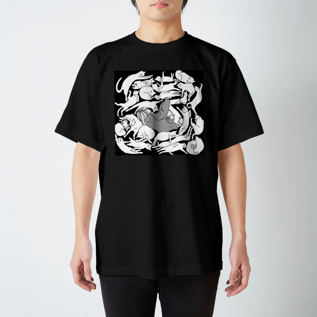 COC-CHANの猫に囲まれて寝たい スタンダードTシャツ