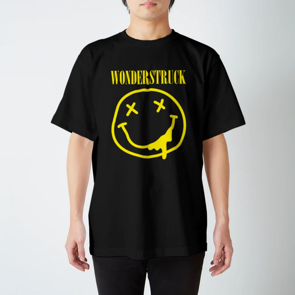 WONDERSTRUCK OFFICIAL WEB STOREのDRUNK SMILE Regular Fit T-Shirt