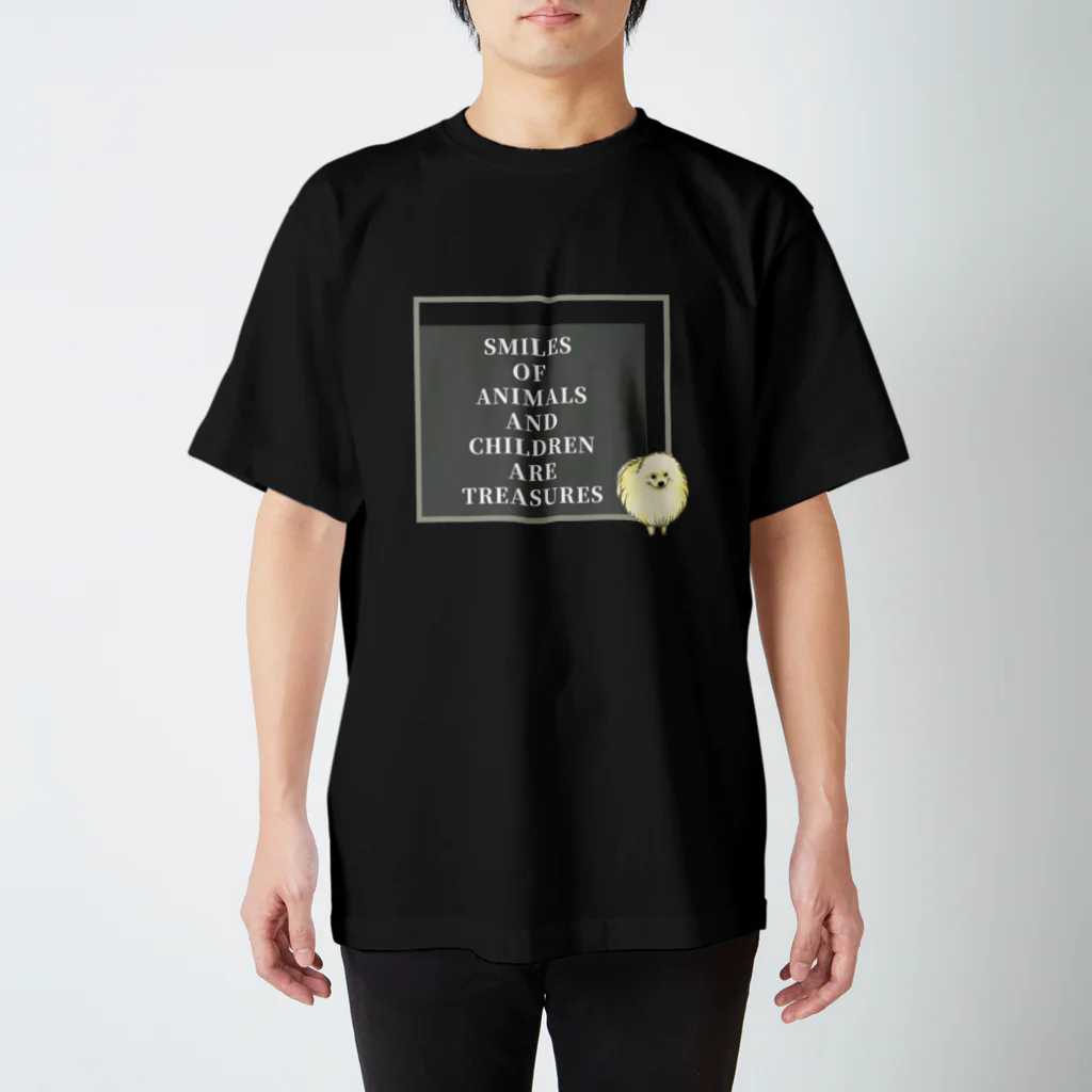 ZOOKISSのポメラニアン×ＳＬＯＧＡＮ Regular Fit T-Shirt