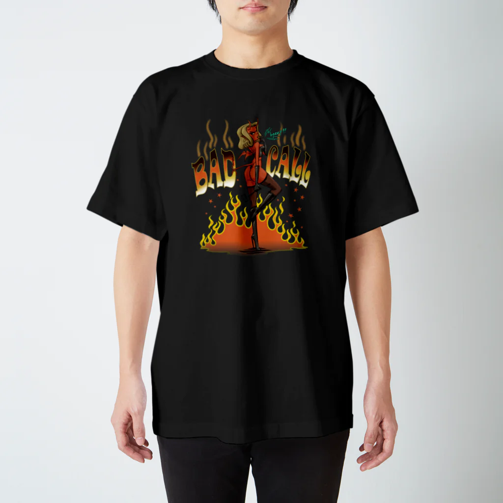 nidan-illustrationの"BAD CALL" Regular Fit T-Shirt