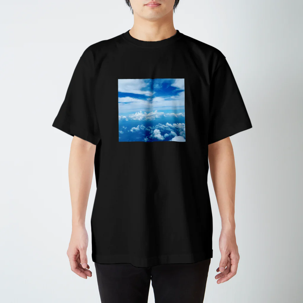 Cafe Lounge & Library pratimākrrm cĥā -ゆるやかな彫刻-のゆるやかな空 スタンダードTシャツ