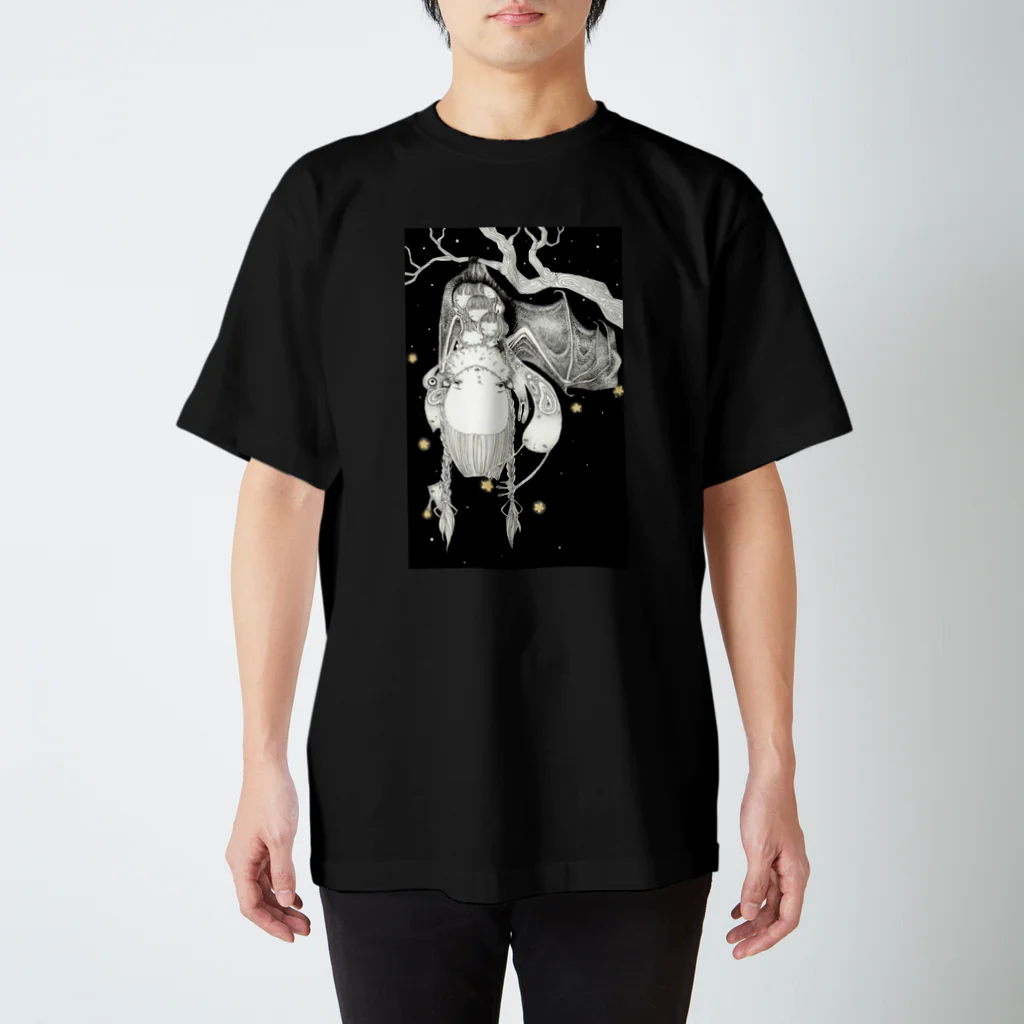 ねんねん虫の黒の目覚め Regular Fit T-Shirt