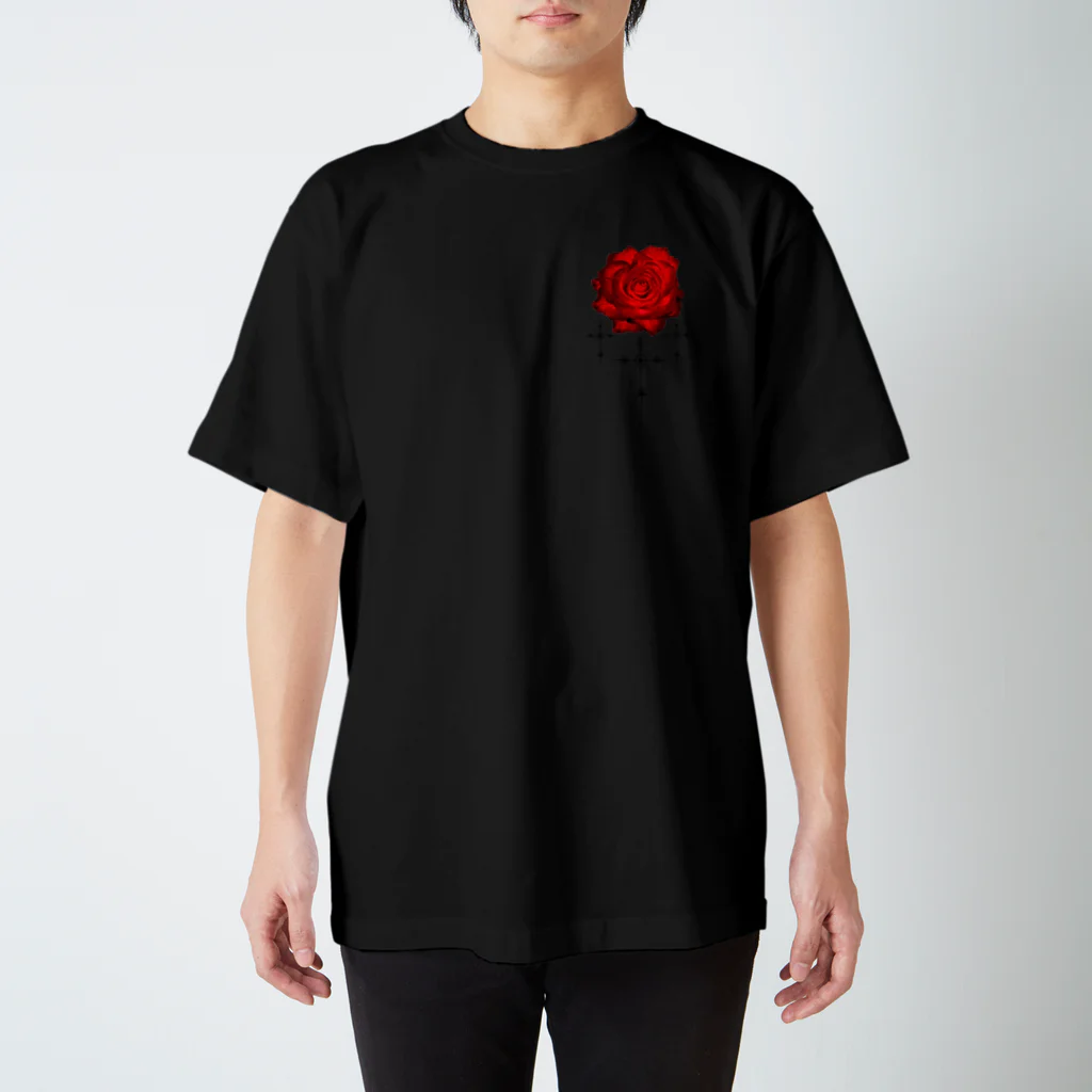 ミツルの黒衣聖母・赤薔薇 Regular Fit T-Shirt
