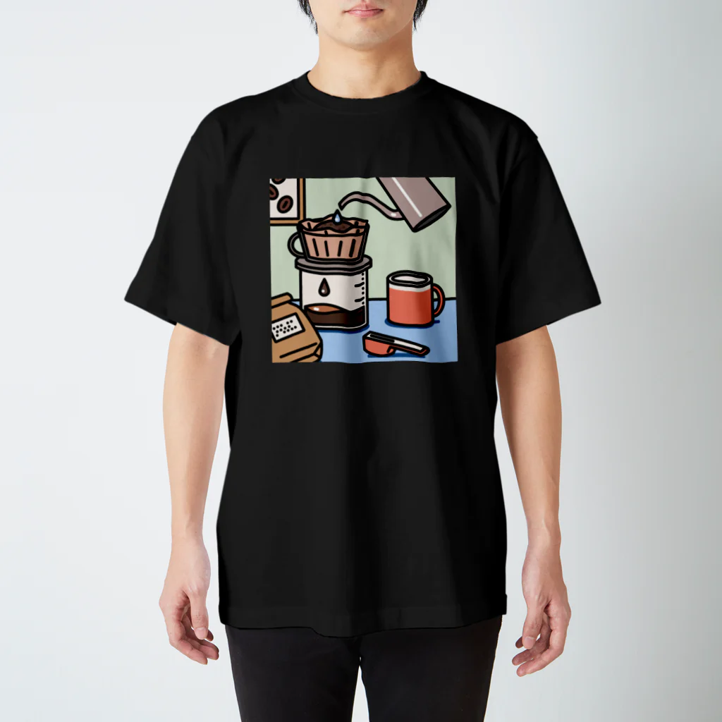 サタケ商店🐅🍛のハンドドリップコーヒー Regular Fit T-Shirt